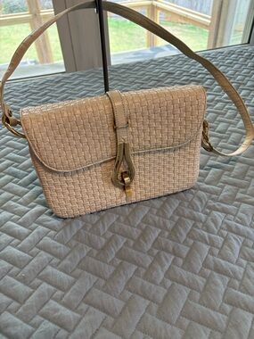 Woven Cream Shoulder Bag with Gold Hardware